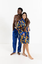 Load image into Gallery viewer, Akinyi Unisex Medium Robe
